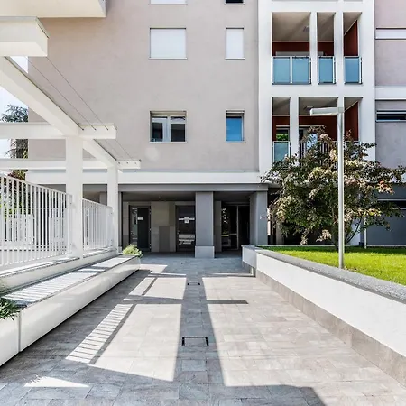 San Siro Con Garage Privato * Milano